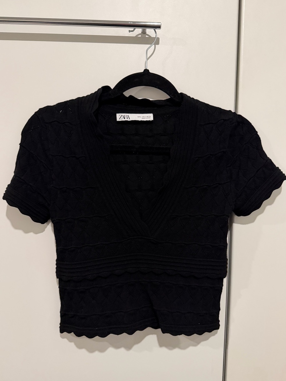 Zara Black Knit crochet scalloped Women Top size small
